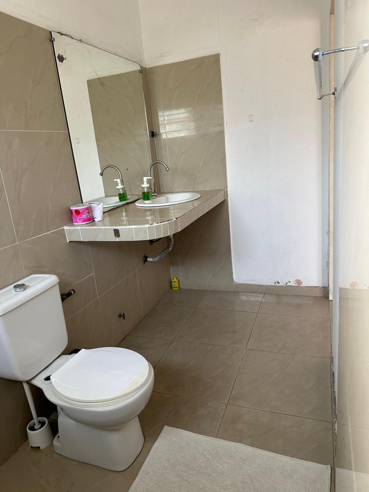 La Guesthouse Etoile Cotonou Dış mekan fotoğraf